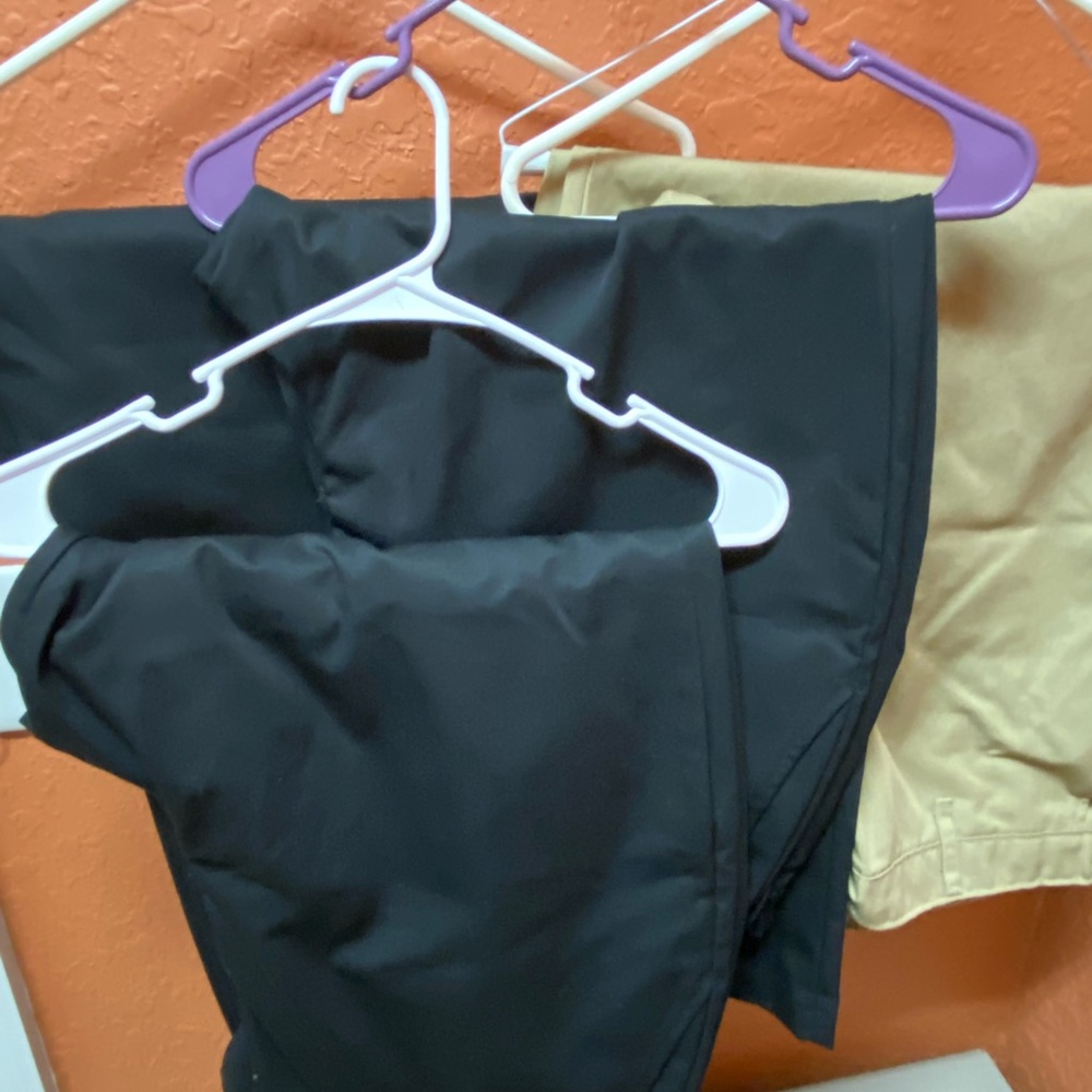 Woman’s Black and Tan Pants